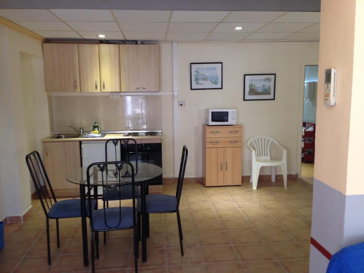 Aparthotel Carrio Sol - Monty'S Calpe Rom bilde
